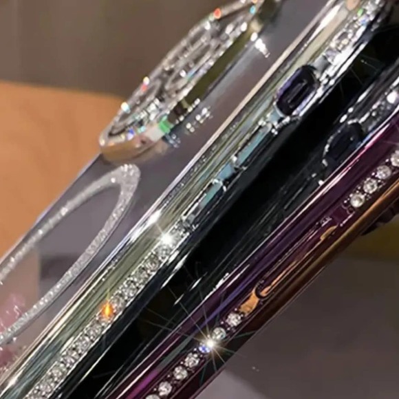 Luxury Diamond Glitter Magnetic Charging Silicone Soft Case For IPhone - Picture 2 of 2